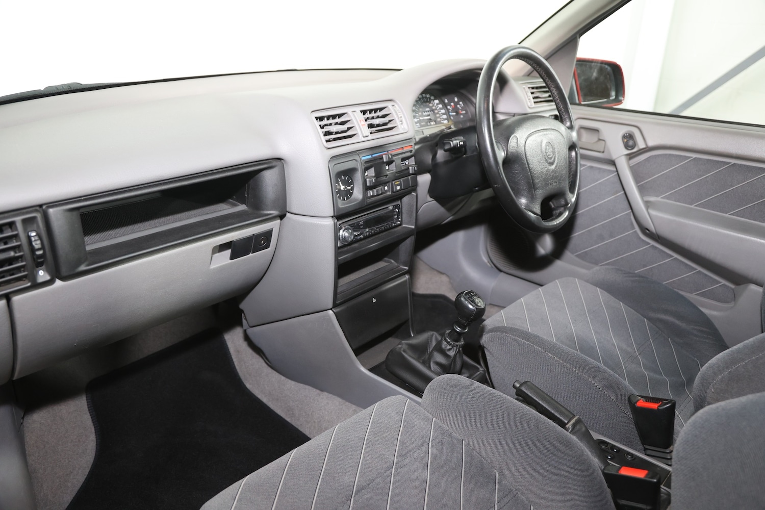 Used Vauxhall Cavalier 1993 for sale - 77662834: Photo 11