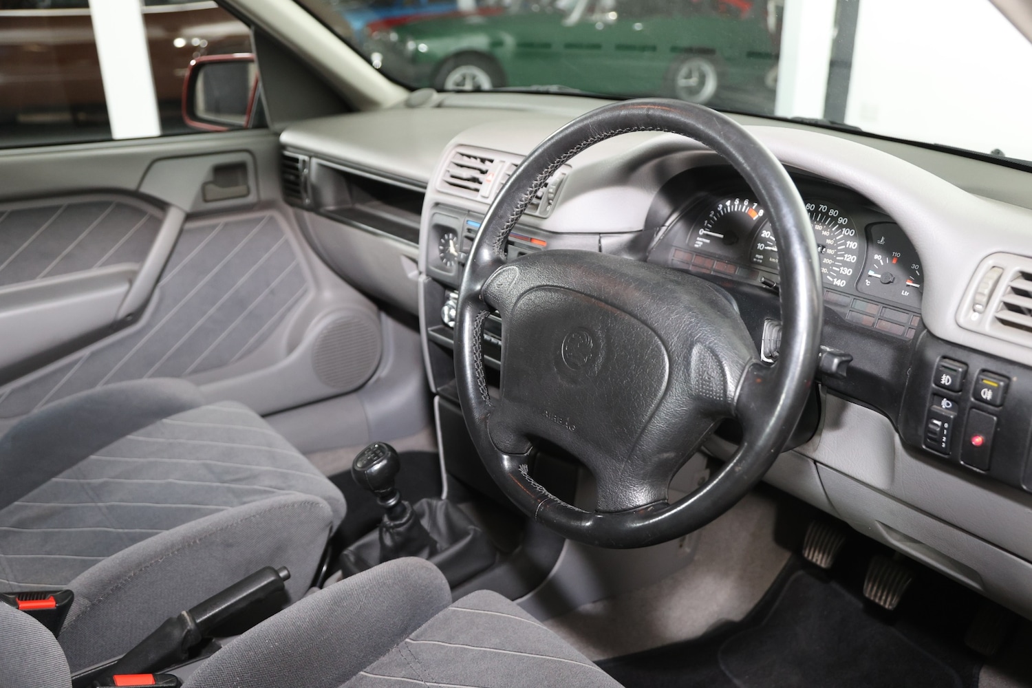 Used Vauxhall Cavalier 1993 for sale - 77662834: Photo 18