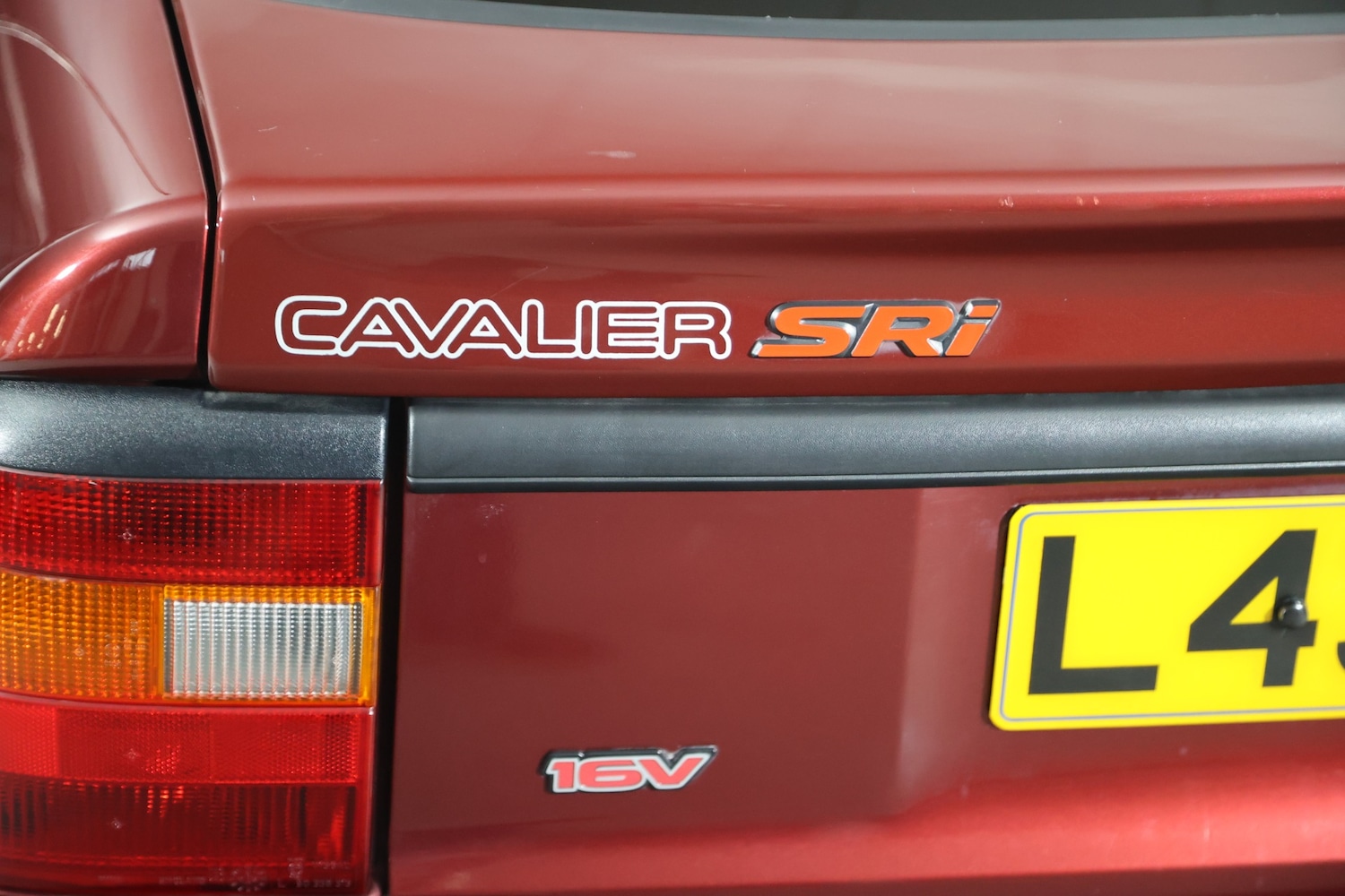 Used Vauxhall Cavalier 1993 for sale - 77662834: Photo 3