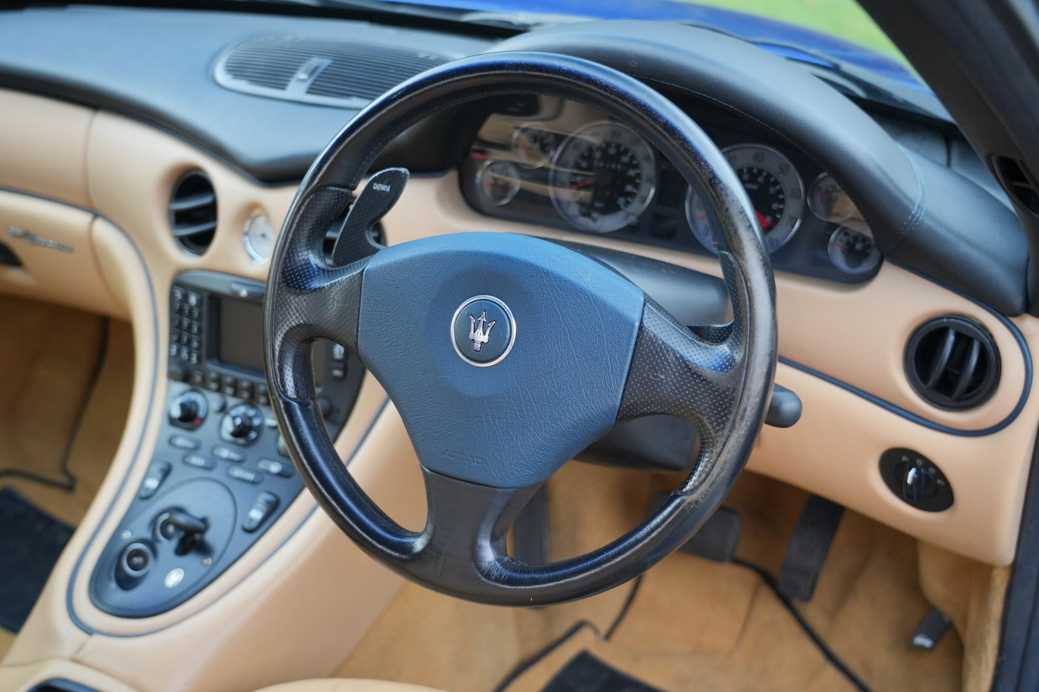 Used Maserati Spyder 2002 for sale - 77504354: Photo 4