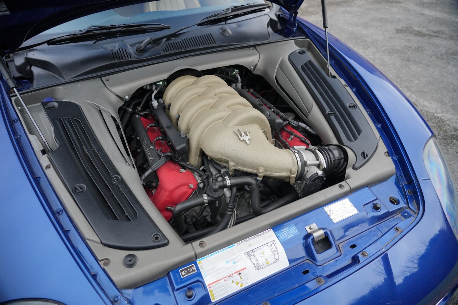 Used Maserati Spyder 2002 for sale - 77504354: Photo 9