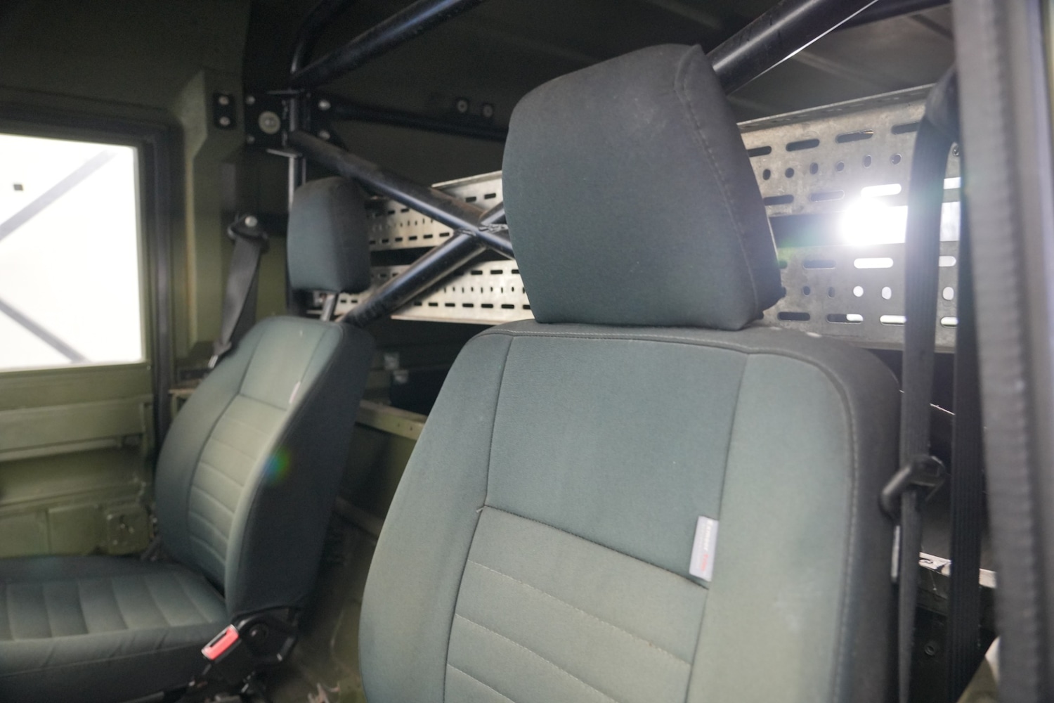 Used Land Rover Defender 110 2017 for sale - 77872045: Photo 11