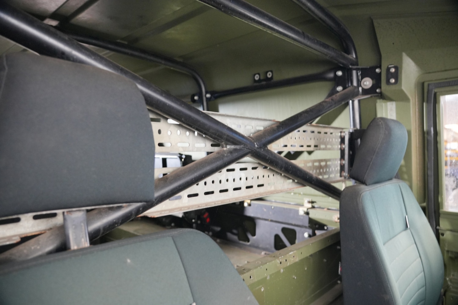 Used Land Rover Defender 110 2017 for sale - 77872045: Photo 12