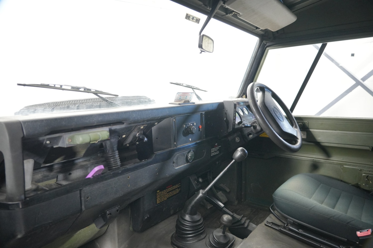 Used Land Rover Defender 110 2017 for sale - 77872045: Photo 3