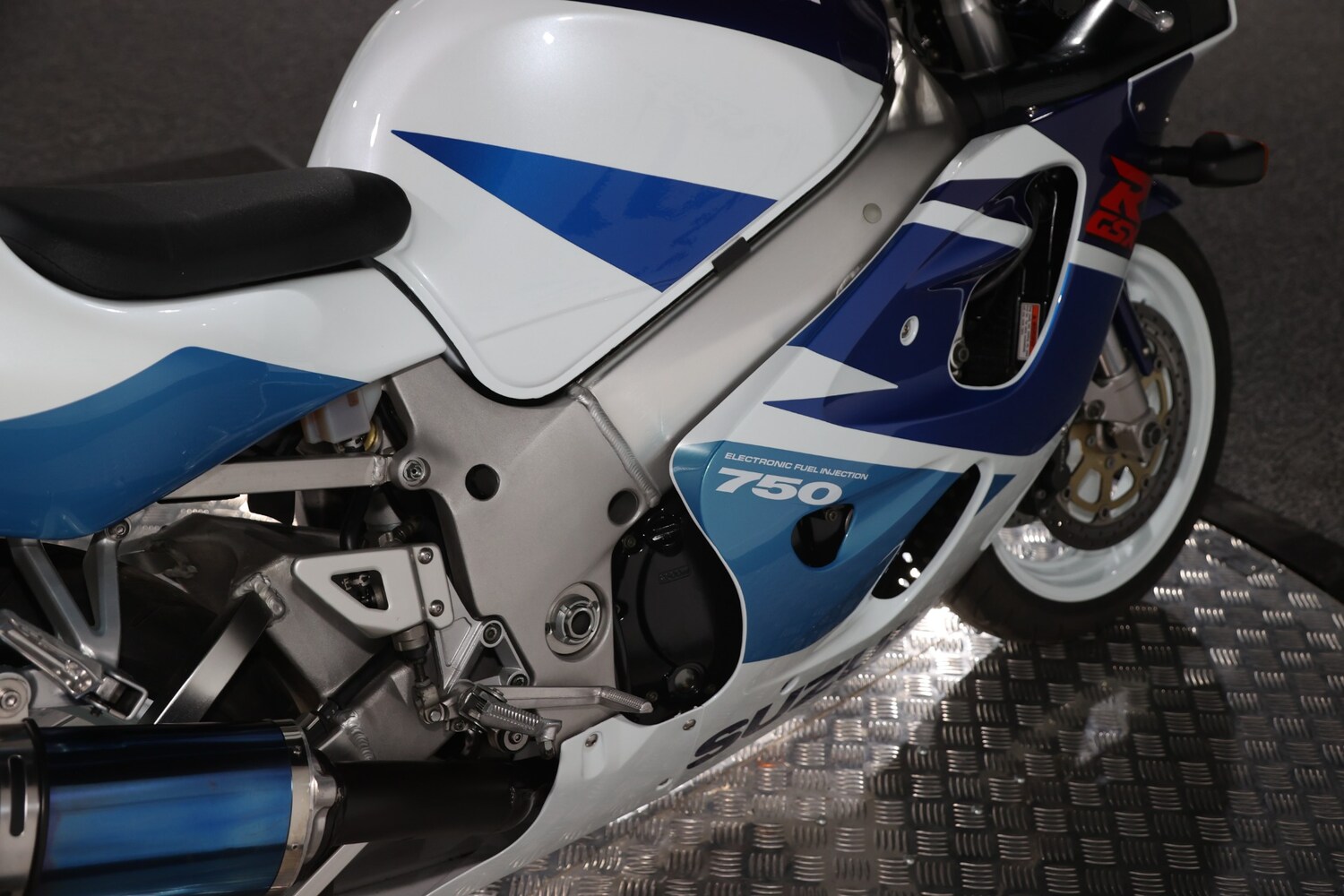 Used Suzuki GSXR750 for sale - 78628165: Photo 15