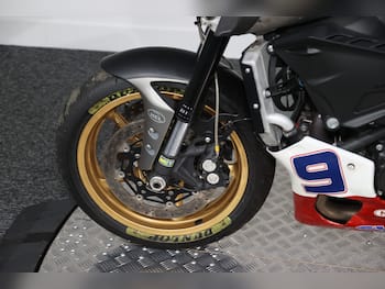Used Yamaha MT-10 undefined for sale - bike-79430679: Photo