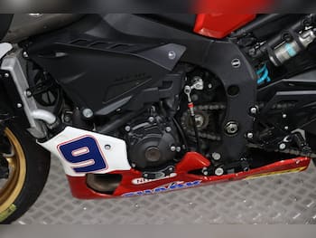 Used Yamaha MT-10 undefined for sale - bike-79430679: Photo