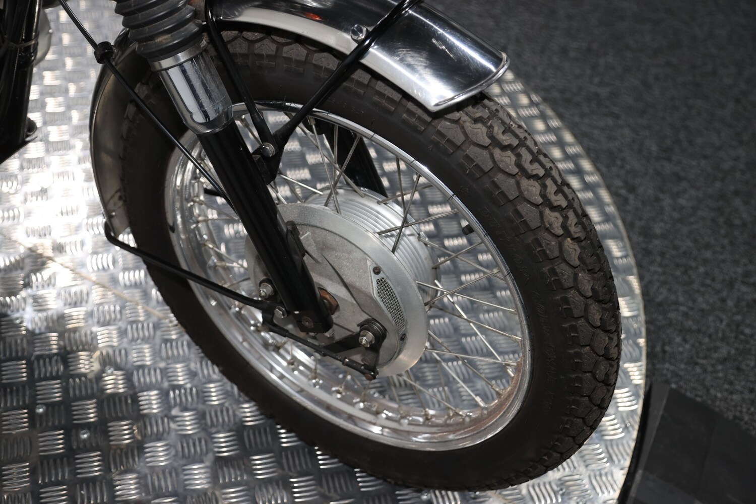 Triumph T100C TROPHY 500