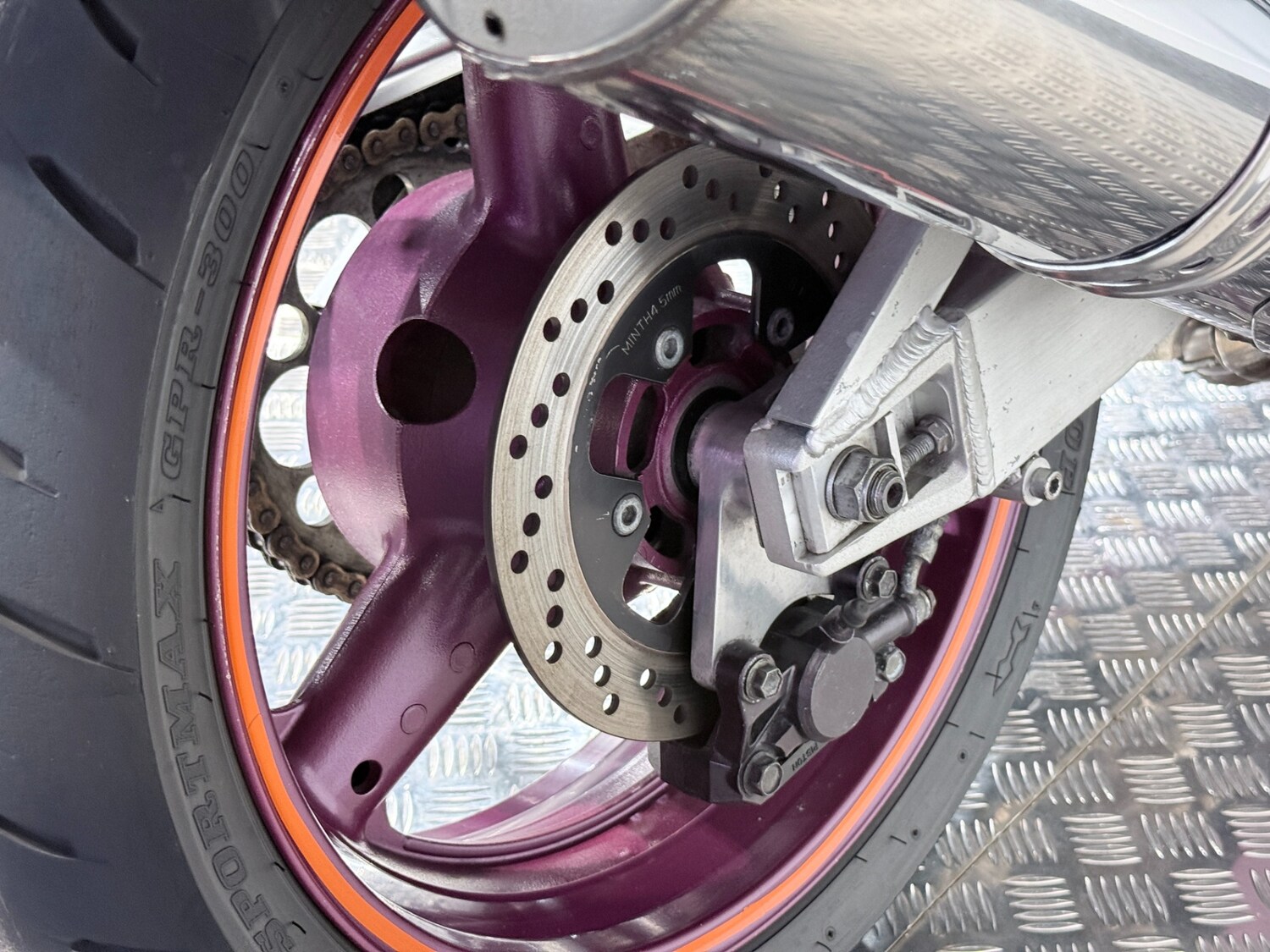 Used Suzuki GSX-R 1995 for sale - 78628152: Photo 15