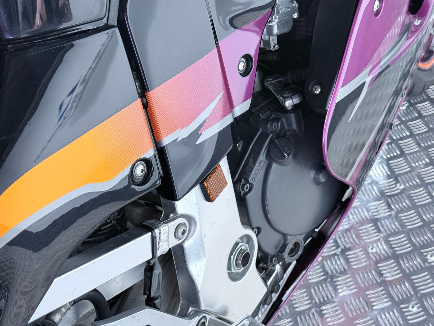 Used Suzuki GSX-R 1995 for sale - 78628152: Photo 19