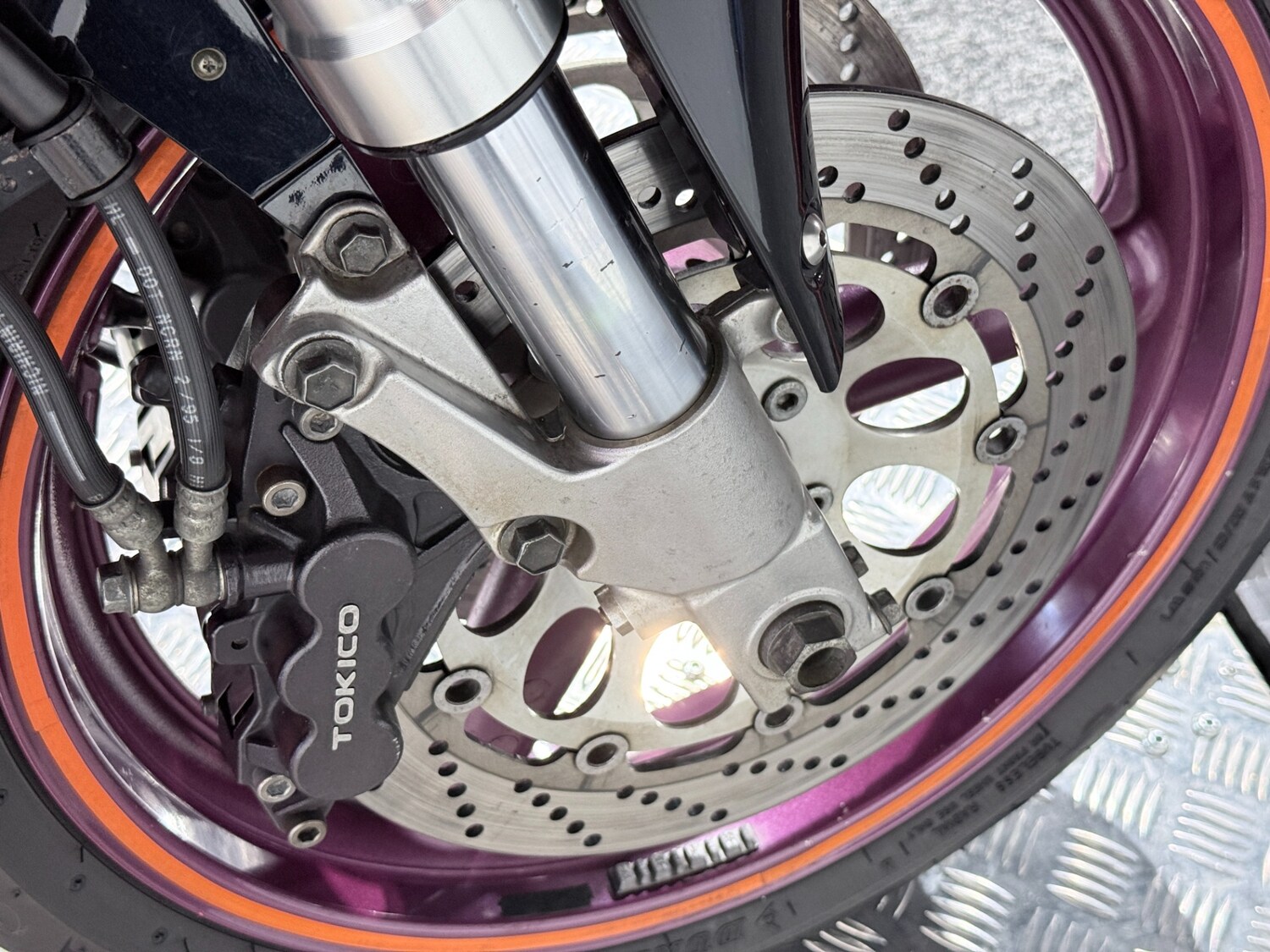 Used Suzuki GSX-R 1995 for sale - 78628152: Photo 24