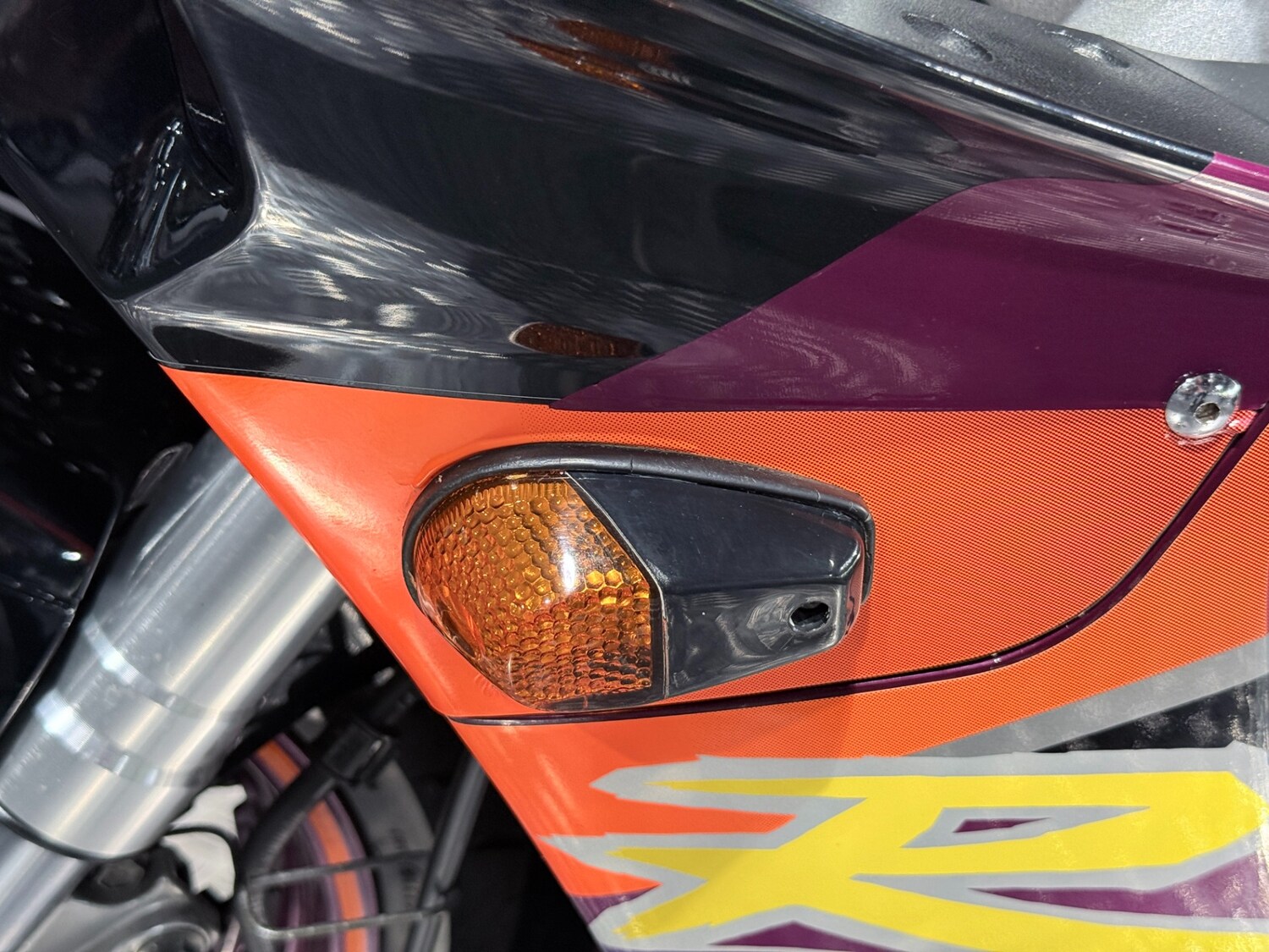 Used Suzuki GSX-R 1995 for sale - 78628152: Photo 4