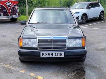 Used Mercedes-Benz E Class 1993 for sale - 79069347: Photo