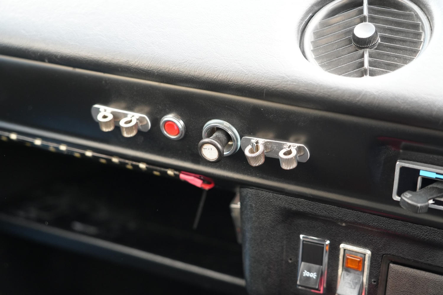 Used Ford Escort 1974 for sale - 76449273: Photo 15