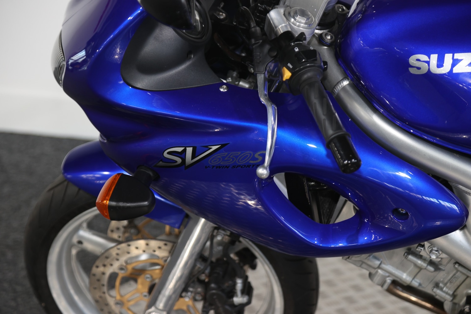 Suzuki SV