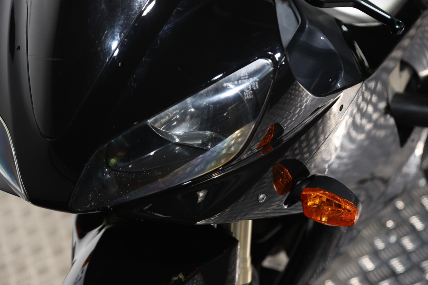 Used Yamaha R1 2002 for sale - 78541813: Photo 12