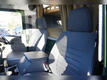 Used Land Rover Defender 1998 for sale - 77326516: Photo