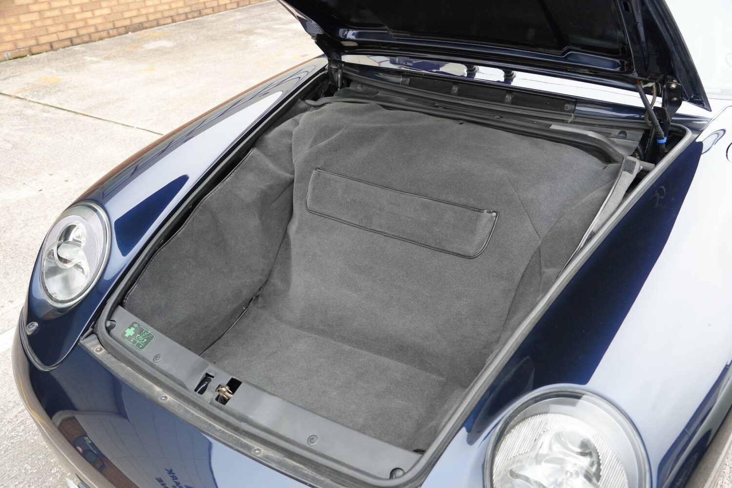 Used Porsche 911 1995 for sale - 76364999: Photo 26