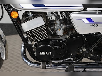 Used Yamaha RD400 1976 for sale - bike-78993520: Photo