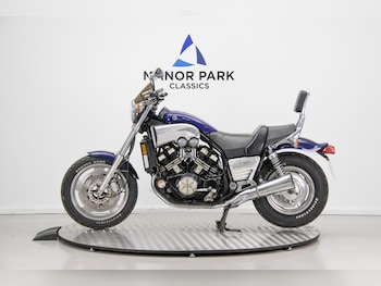 Used Yamaha VMAX 1998 for sale - bike-77830313: Photo