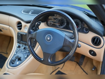 Used Maserati Spyder 2002 for sale - 77461452: Photo