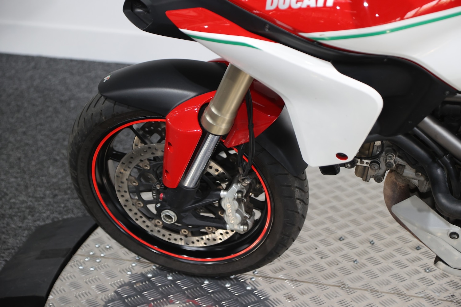 Used Ducati MULTISTRADA 2012 for sale - 78596165: Photo 4