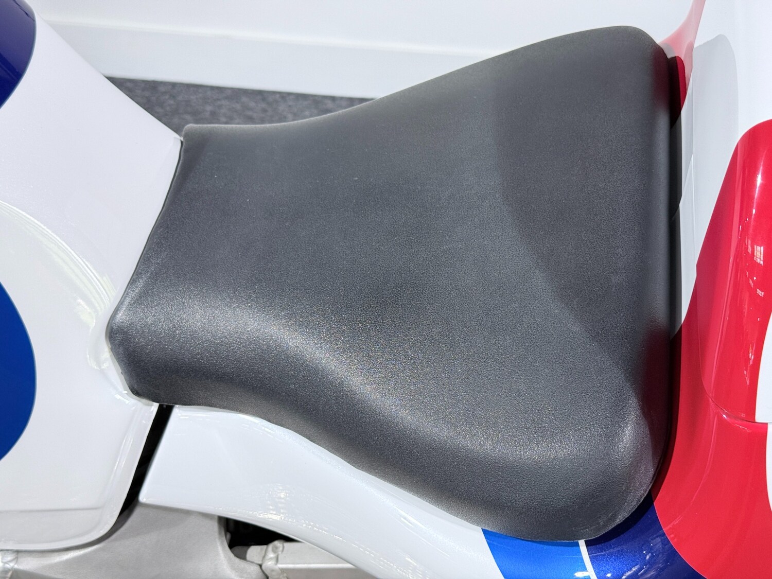 Used Suzuki GSX-R 2000 for sale - 78628173: Photo 13