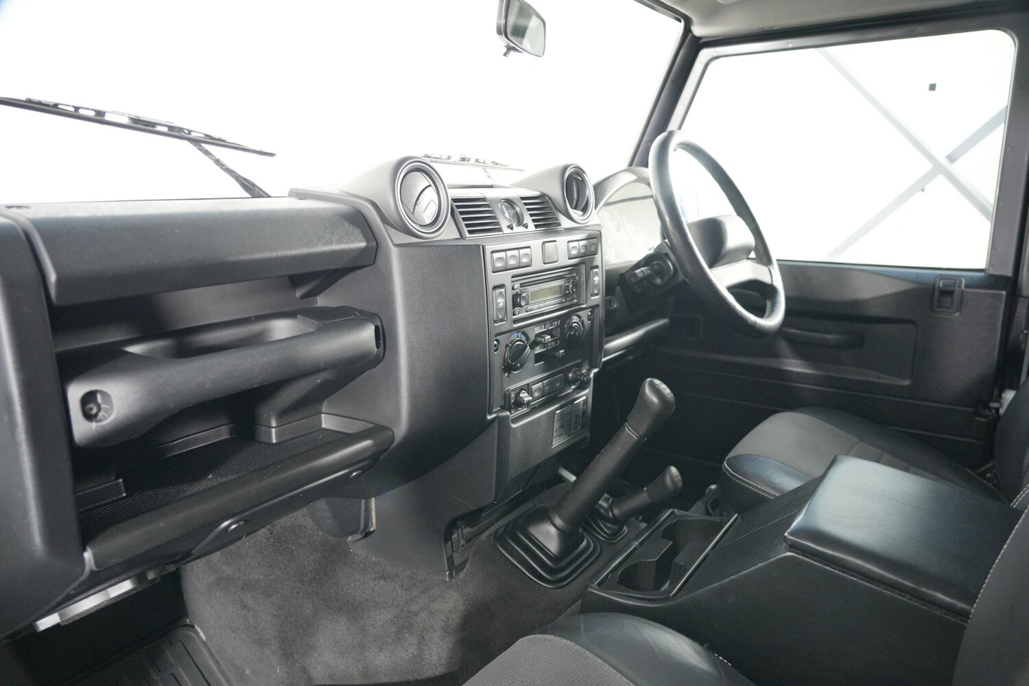 Used Land Rover Defender 2009 for sale - 77504344: Photo 16