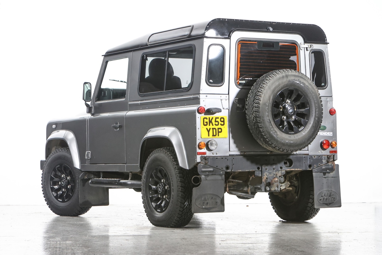 Used Land Rover Defender 2009 for sale - 77504344: Photo 2