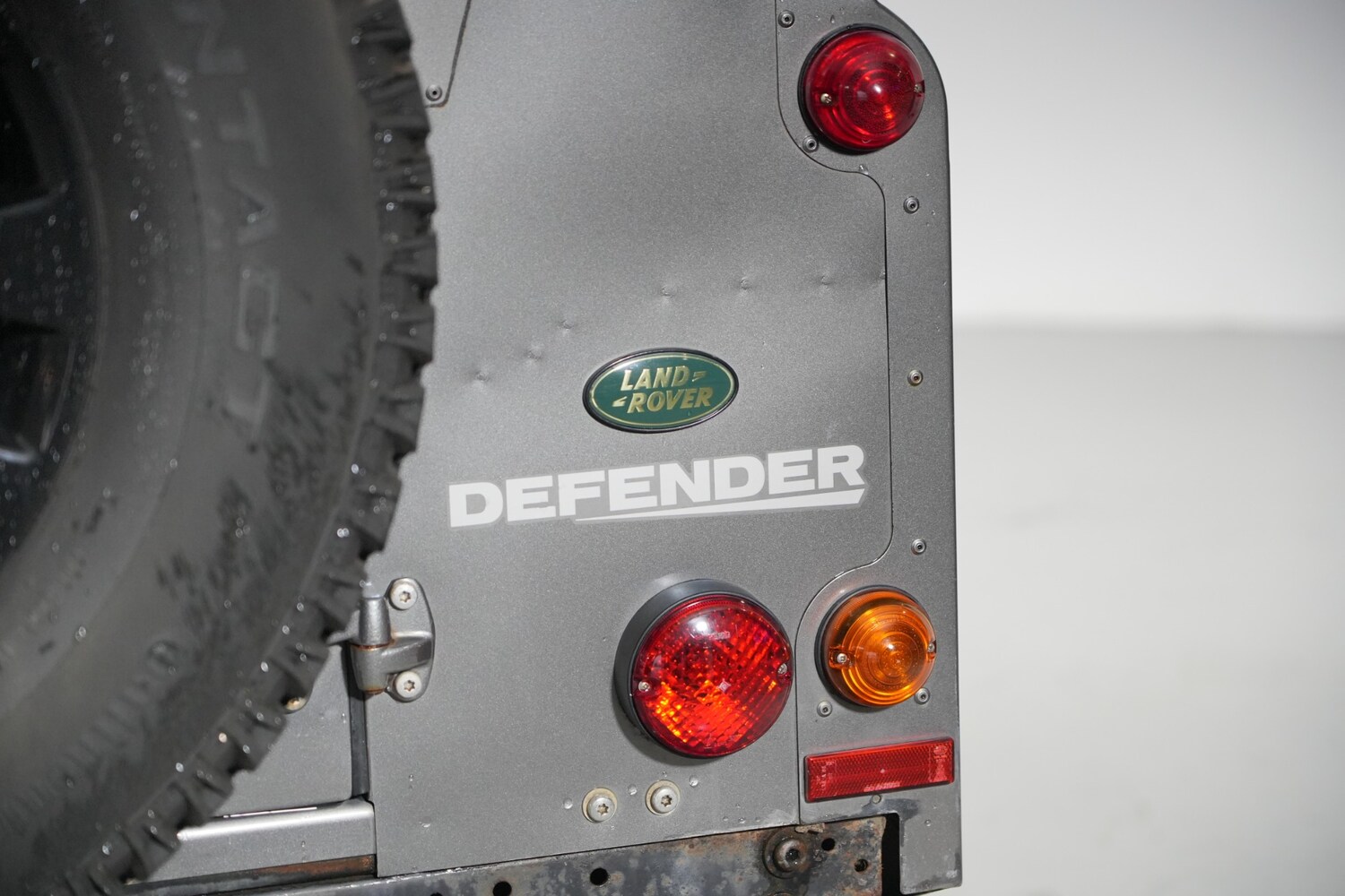 Used Land Rover Defender 2009 for sale - 77504344: Photo 4