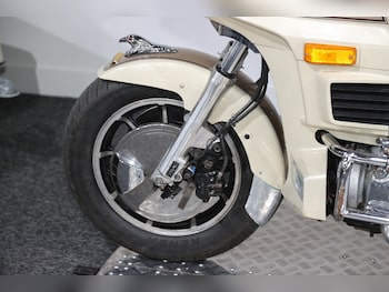 Used Honda GL 1989 for sale - bike-78992033: Photo