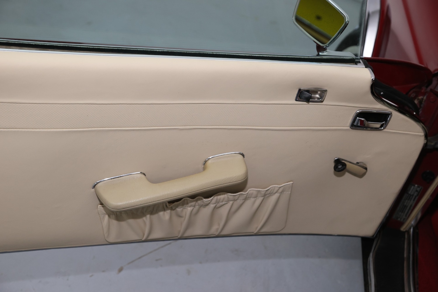 Used Mercedes-Benz 280 SL 2020 for sale - 76492229: Photo 17