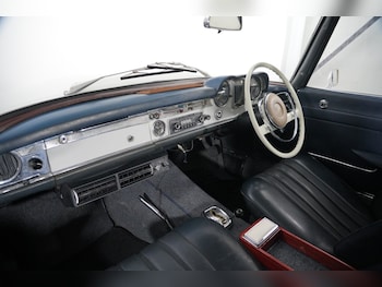 Used Mercedes-Benz 230 SL undefined for sale - 78313491: Photo