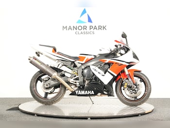Used Yamaha R1 2004 for sale - bike-78628571: Photo