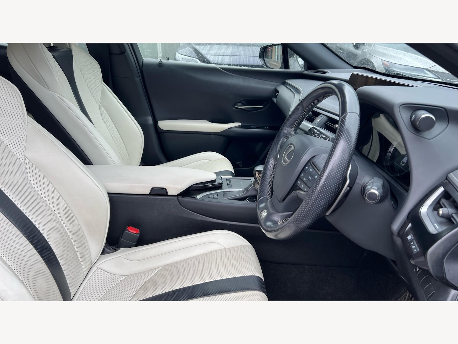 Used Lexus UX 2020 for sale - 76646214: Photo 15