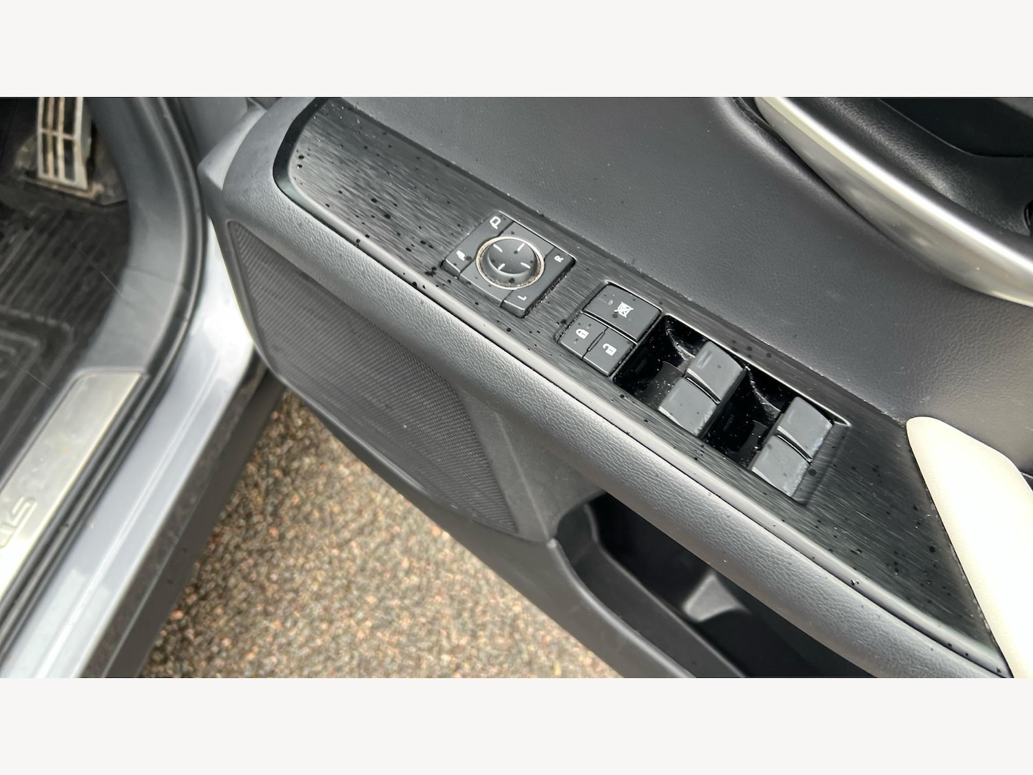 Used Lexus UX 2020 for sale - 76646214: Photo 30