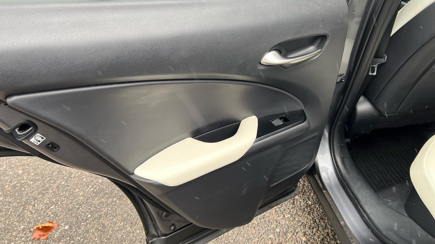 Used Lexus UX 2020 for sale - 76646214: Photo 34