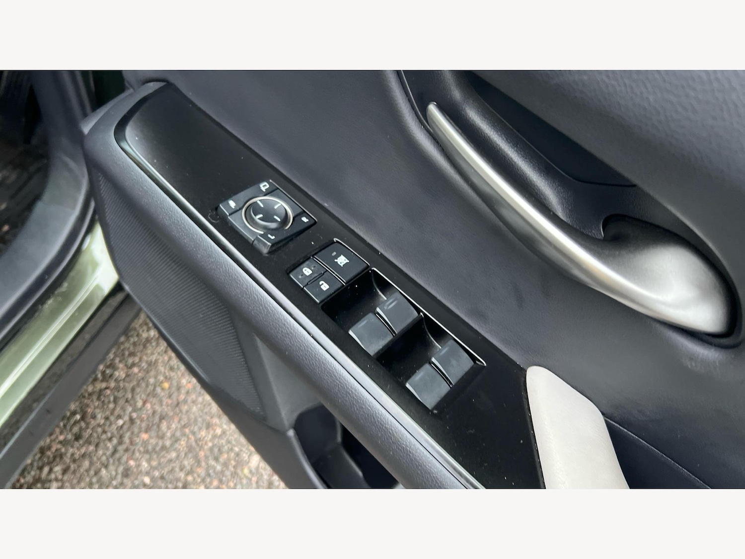 Used Lexus UX for sale - 77345593: Photo 30