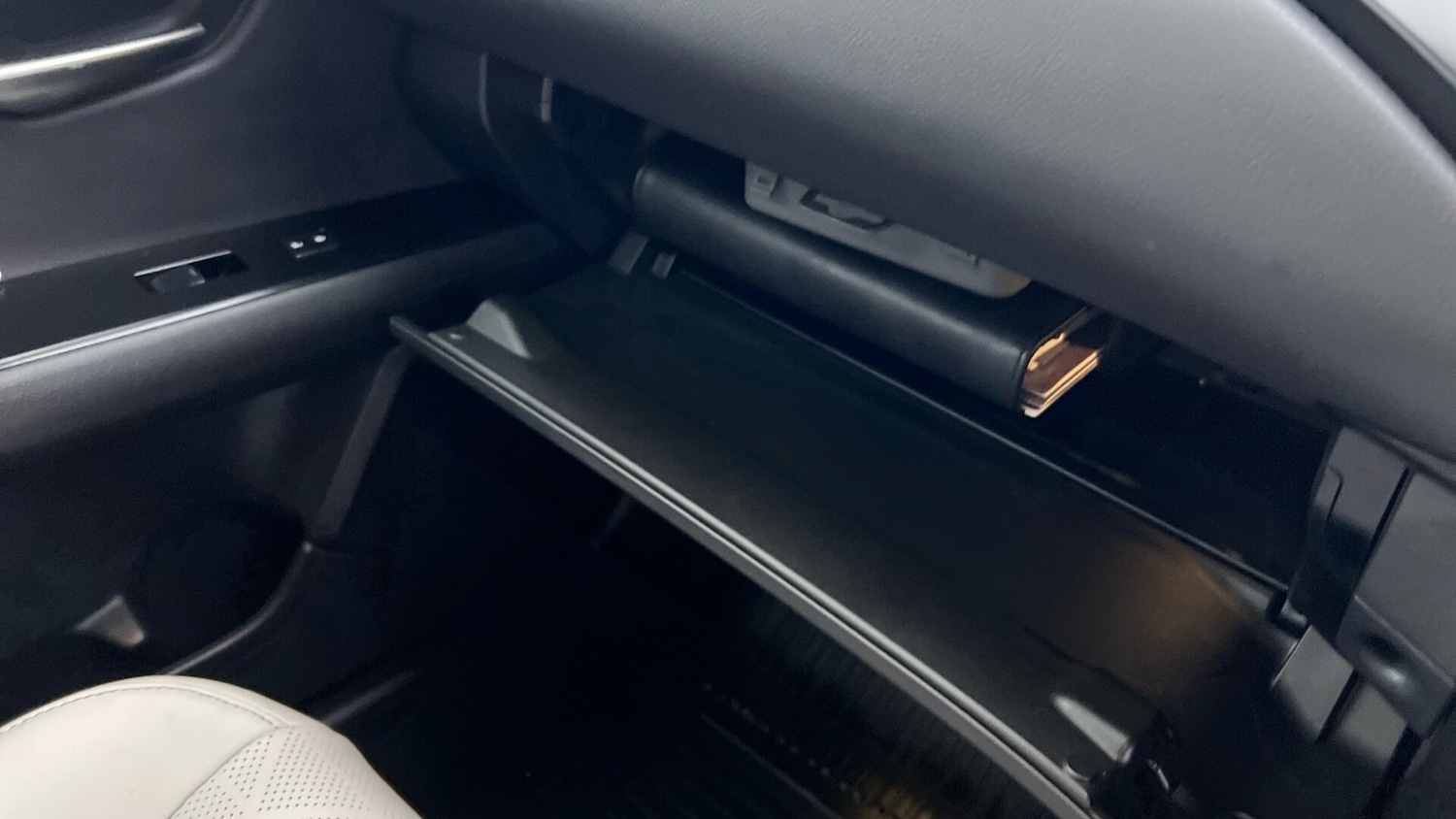 Used Lexus UX for sale - 77345593: Photo 35