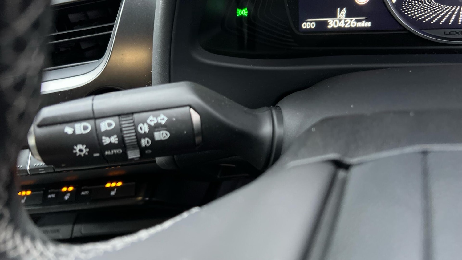 Used Lexus UX for sale - 77345593: Photo 41