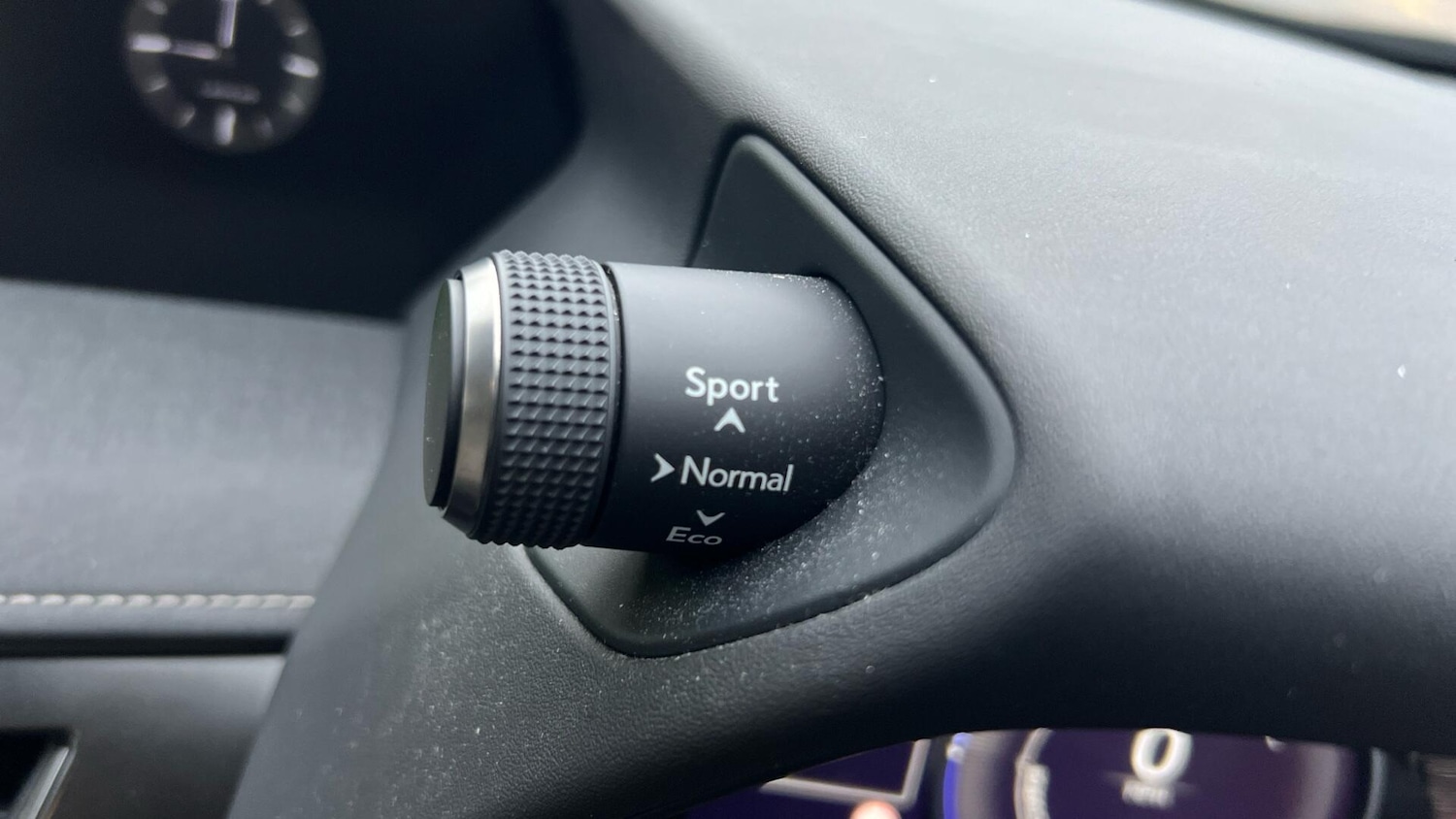 Used Lexus UX for sale - 77345593: Photo 44