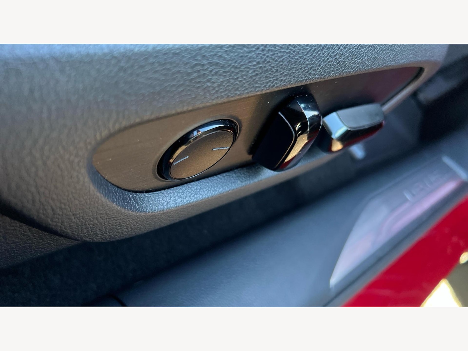 Used Lexus RX 2025 for sale - 77097348: Photo 31