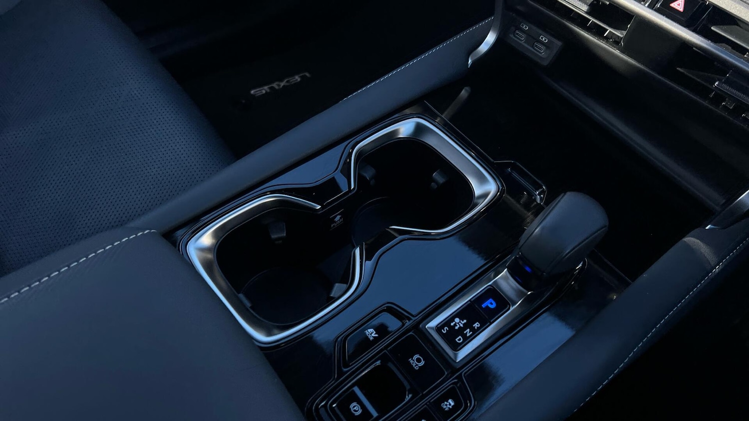 Used Lexus RX 2025 for sale - 77097348: Photo 40