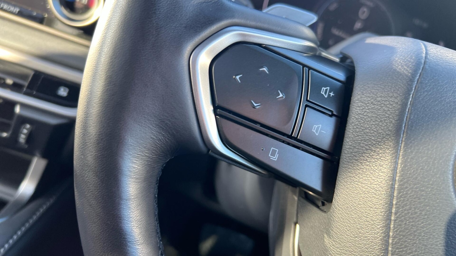 Used Lexus RX 2025 for sale - 77097348: Photo 42