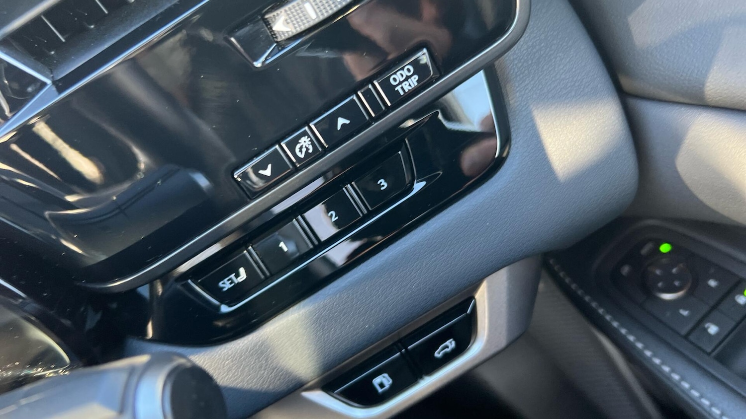 Used Lexus RX 2025 for sale - 77097348: Photo 46