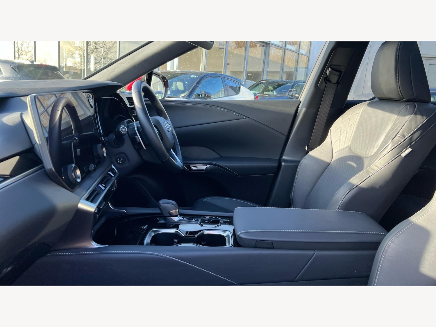 Used Lexus RX 2025 for sale - 77097348: Photo 8