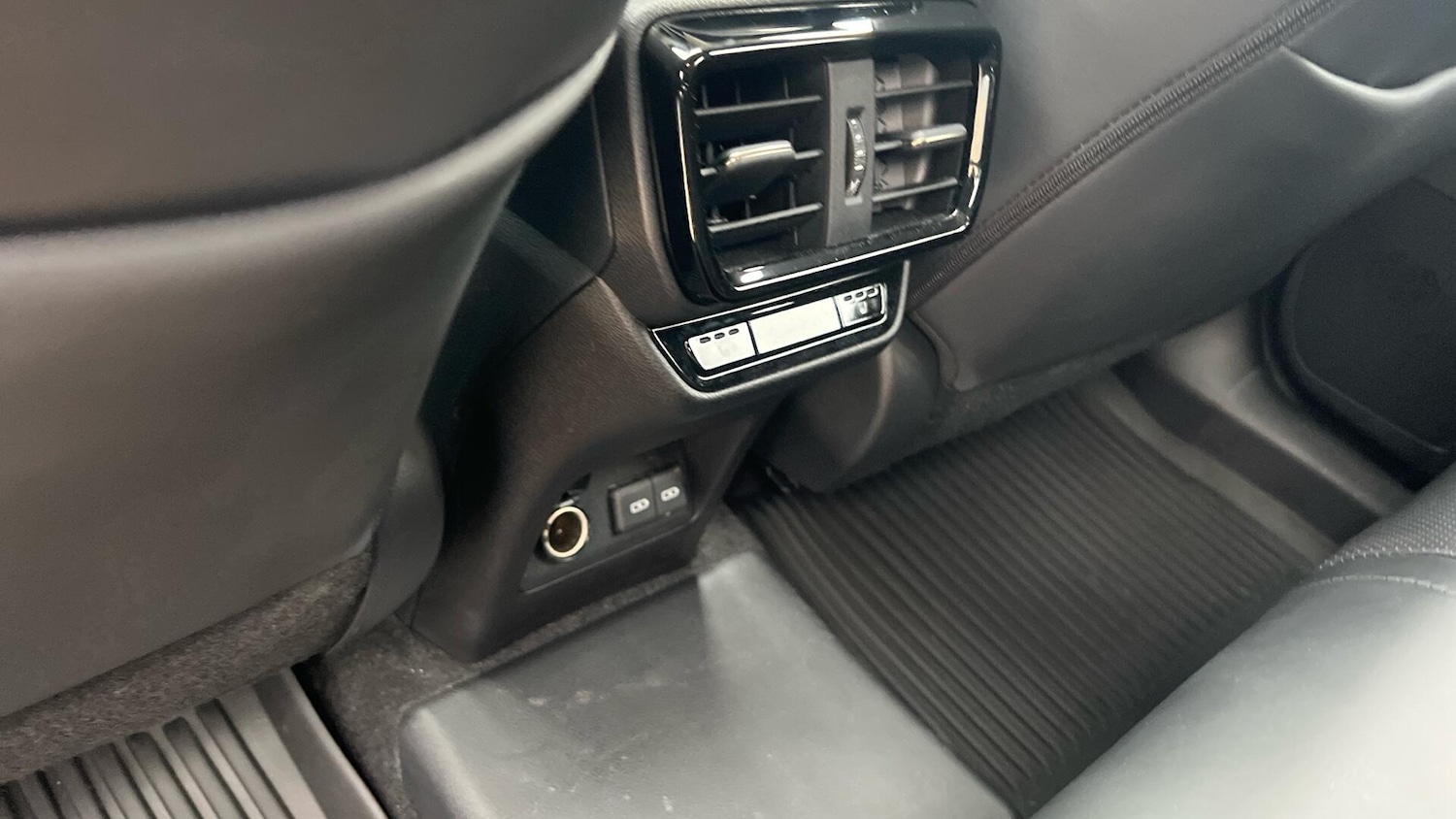 Used Lexus NX 2023 for sale - 76174612: Photo 39