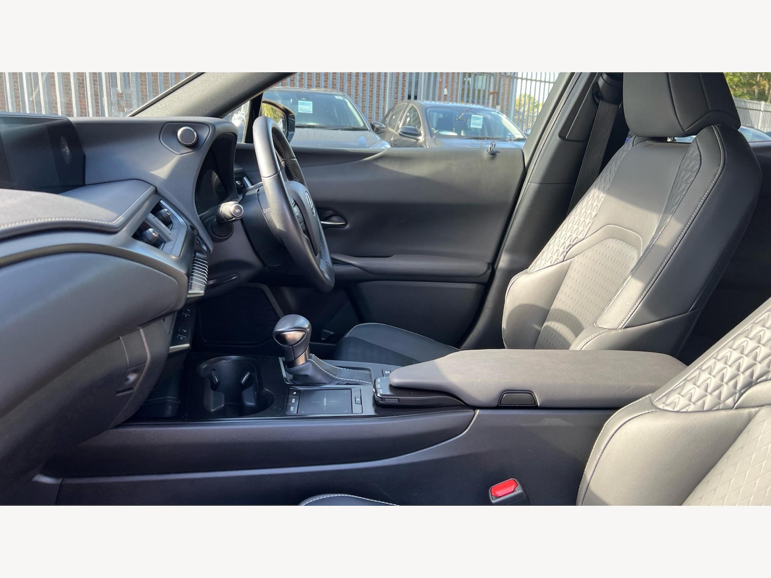 Used Lexus UX 2021 for sale - 76645212: Photo 8