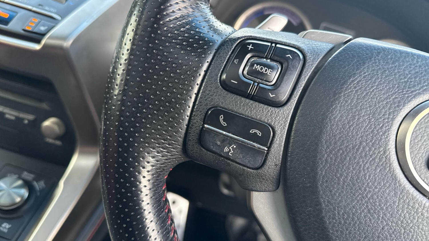 Used Lexus NX 2018 for sale - 76771630: Photo 40