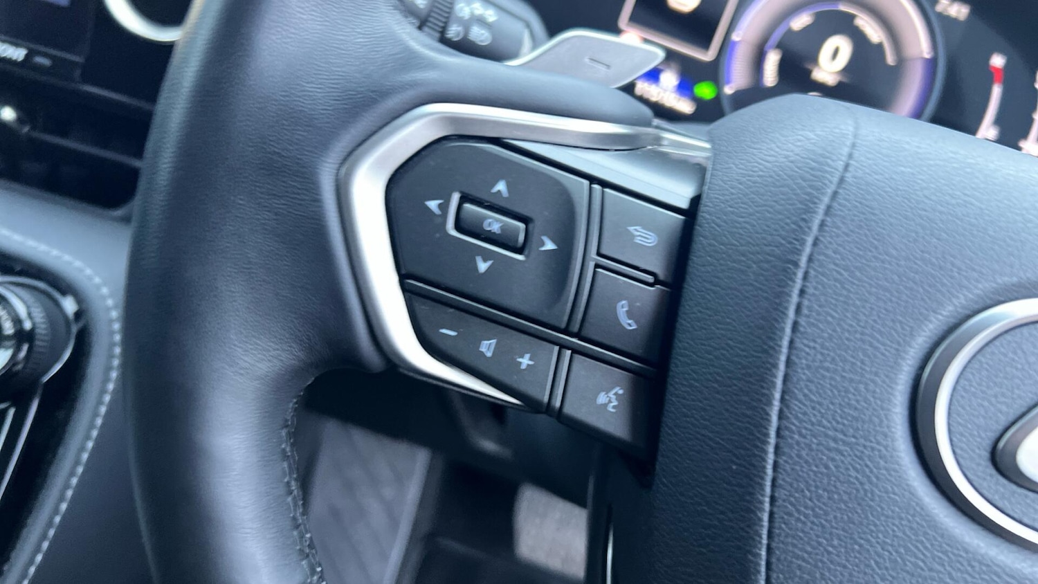 Used Lexus NX 2023 for sale - 76370648: Photo 39